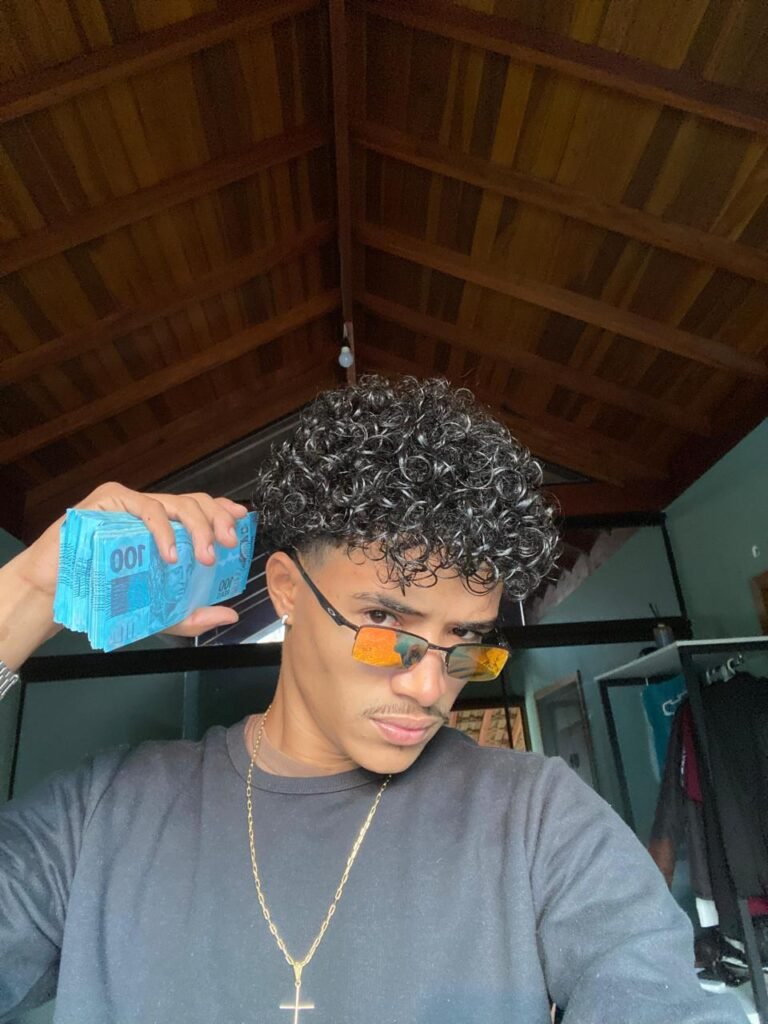 ENTRE NA PROMOÇÃO E CONCORRA A MIL REAIS EM COMPRAS OU NO PIX COM IVO SOBERANO!